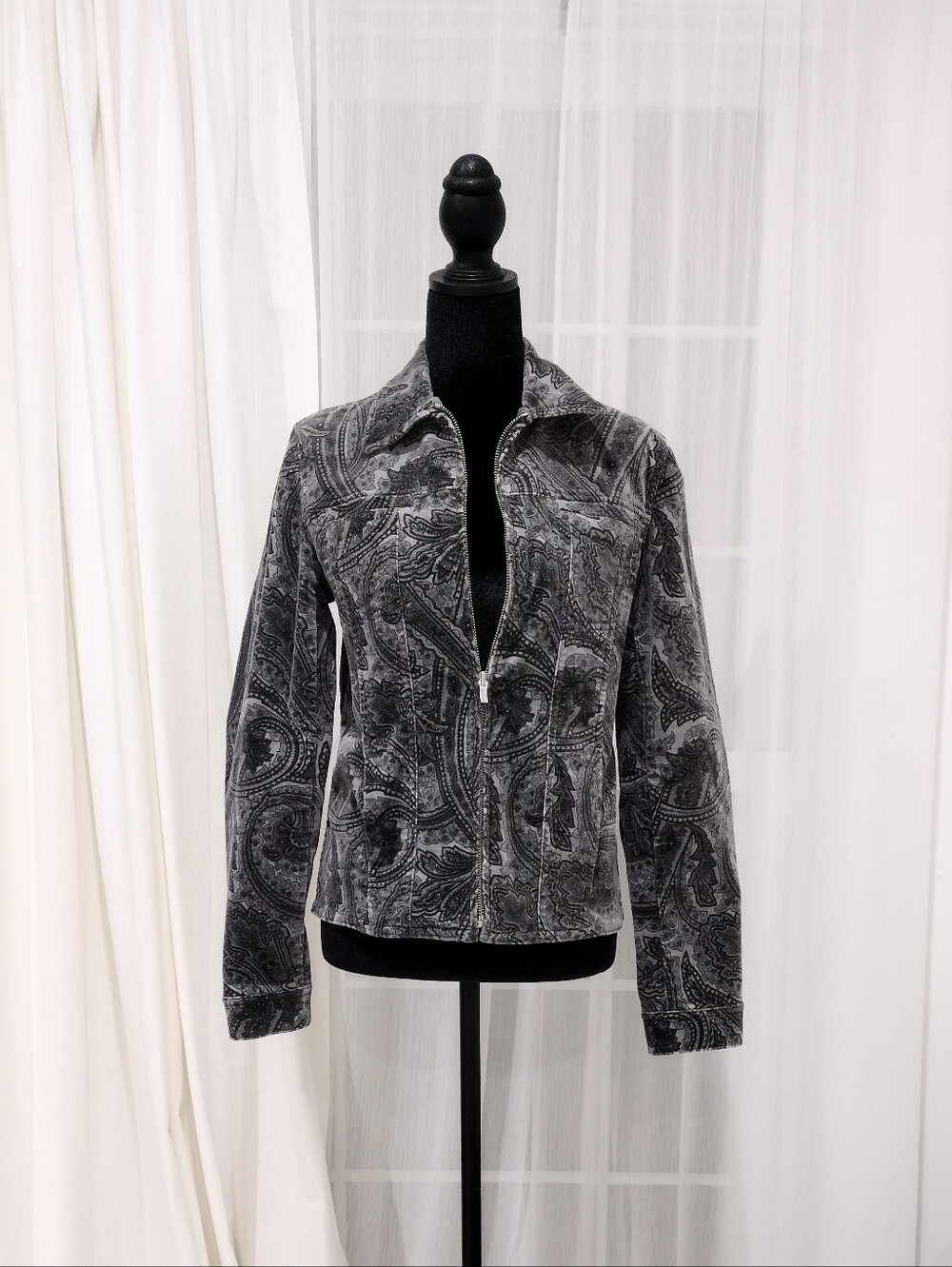 Jones New York Sz S Women's Black Paisley Zip-Front Jacket